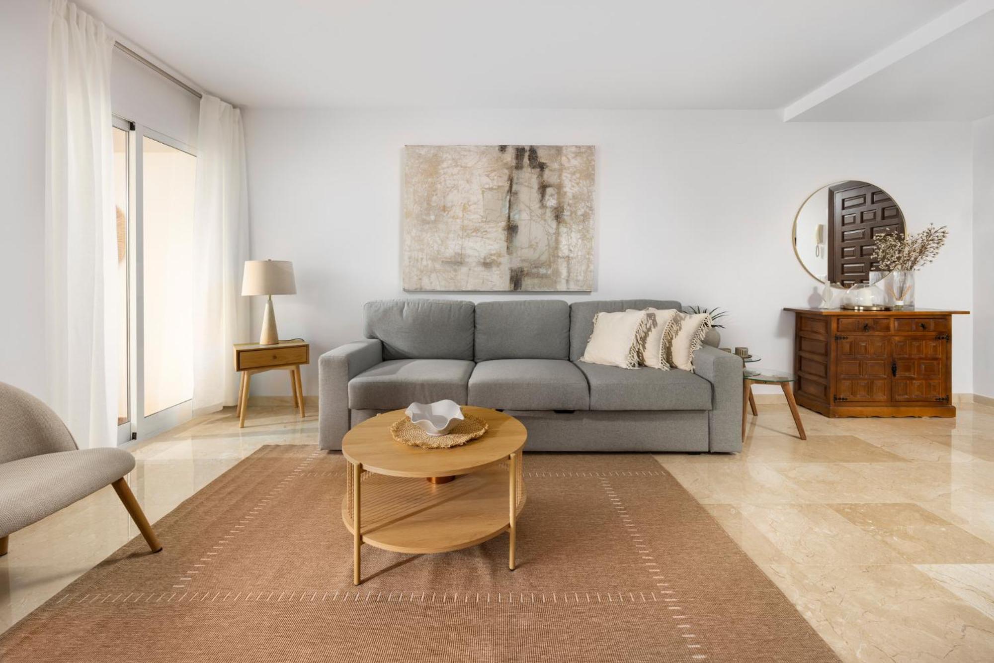Family & Mijas Costa & Fuengirola By Alfresco Apartment