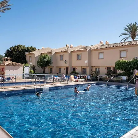 Family & Beach Apartments Mijas Costa & Fuengirola By Alfresco Stays El Faro Esterno foto
