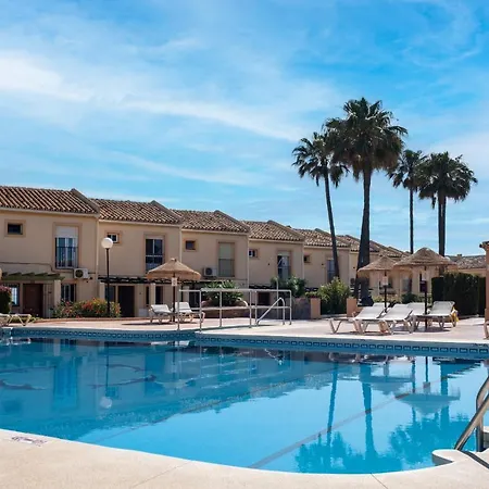 Family & Beach Apartments Mijas Costa & Fuengirola By Alfresco Stays El Faro Esterno foto