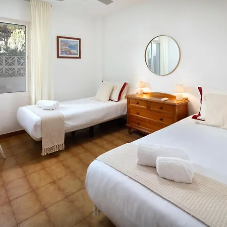 Family & Beach Apartments Mijas Costa & Fuengirola By Alfresco Stays El Faro Esterno foto