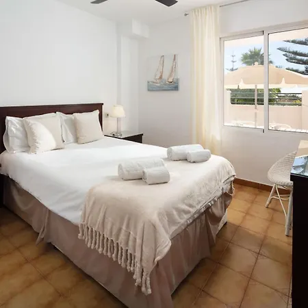 Family & Beach Apartments Mijas Costa & Fuengirola By Alfresco Stays El Faro Esterno foto
